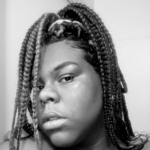 Meet your Posher, Jaynova